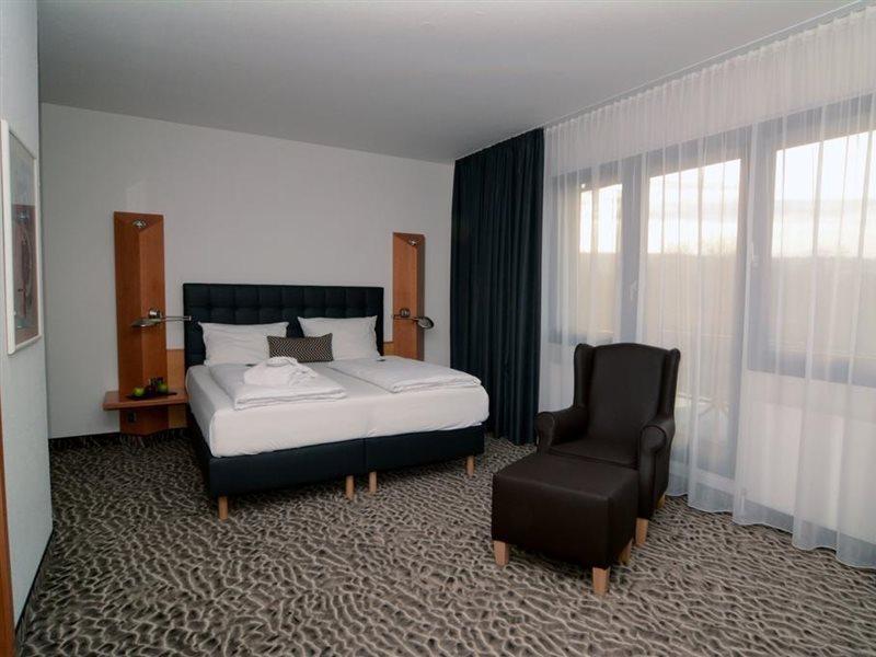 Doblergreen Hotel Stuttgart-Gerlingen Ngoại thất bức ảnh