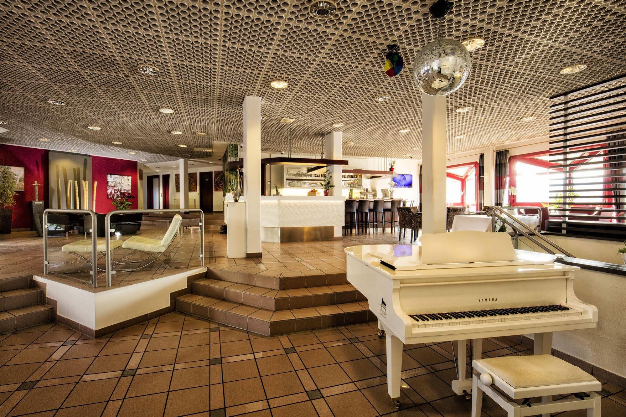 Doblergreen Hotel Stuttgart-Gerlingen Ngoại thất bức ảnh